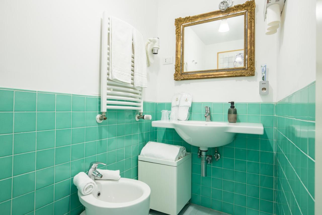 Smart Lodgings Plus Рим Екстериор снимка